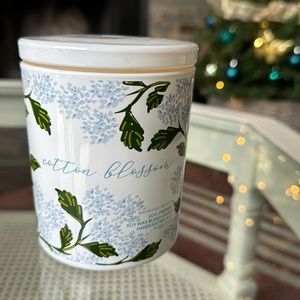 Cotton blossom candle
